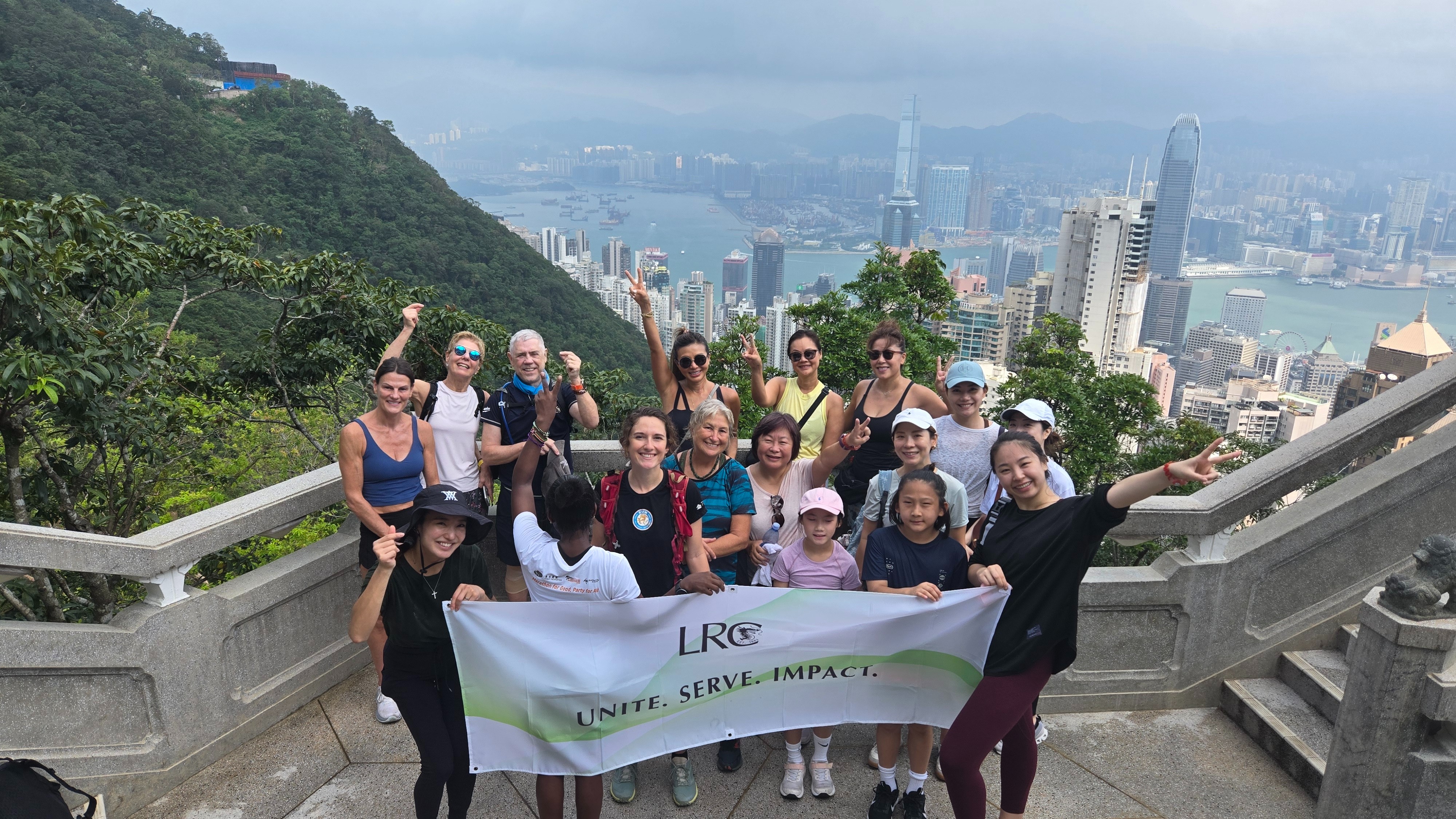 Hands-On Support,
Real Connections 